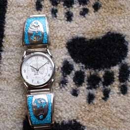 Grosse Chip Inlay Uhr "Bär"
