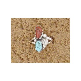 Ring der Navajo mit  Türkis und Koralle