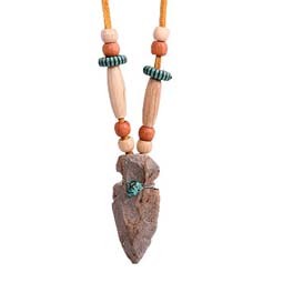 Amulett Pfeilspitze an Lederband