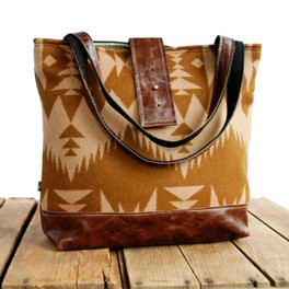 Grosse Ethno Schultertasche aus Wollstoff, Leder und Canvas